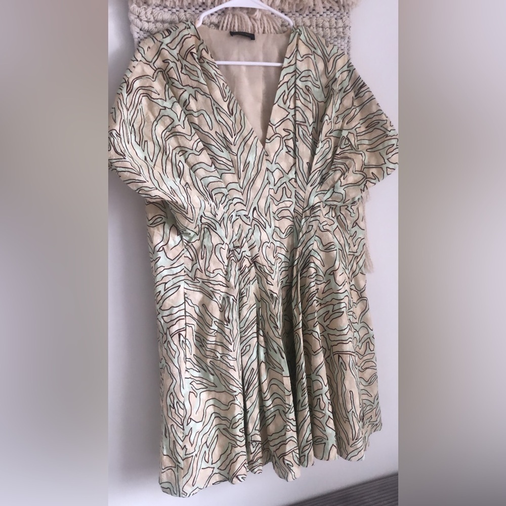 Stine Goya Claudia Graffiti Zebra Print Short Sleeve V-Neck Dress Organic Cotton - Picture 8 of 10